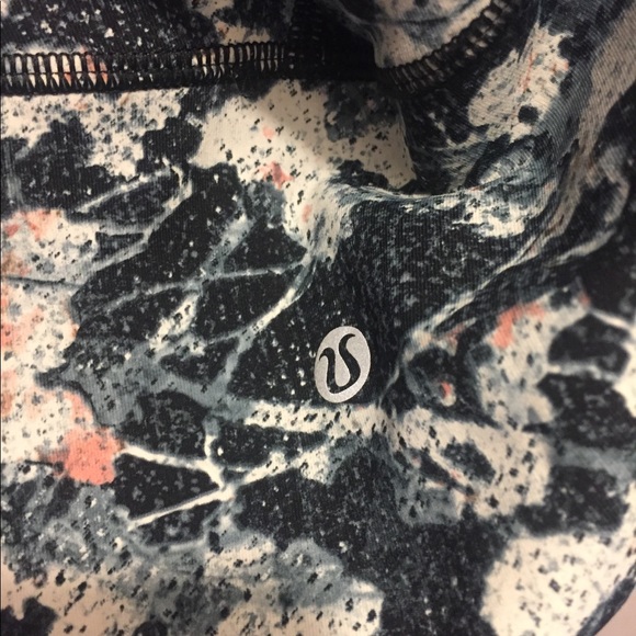 - Lululemon Multi-color WunderUnder Leggings - Picture 3 of 4